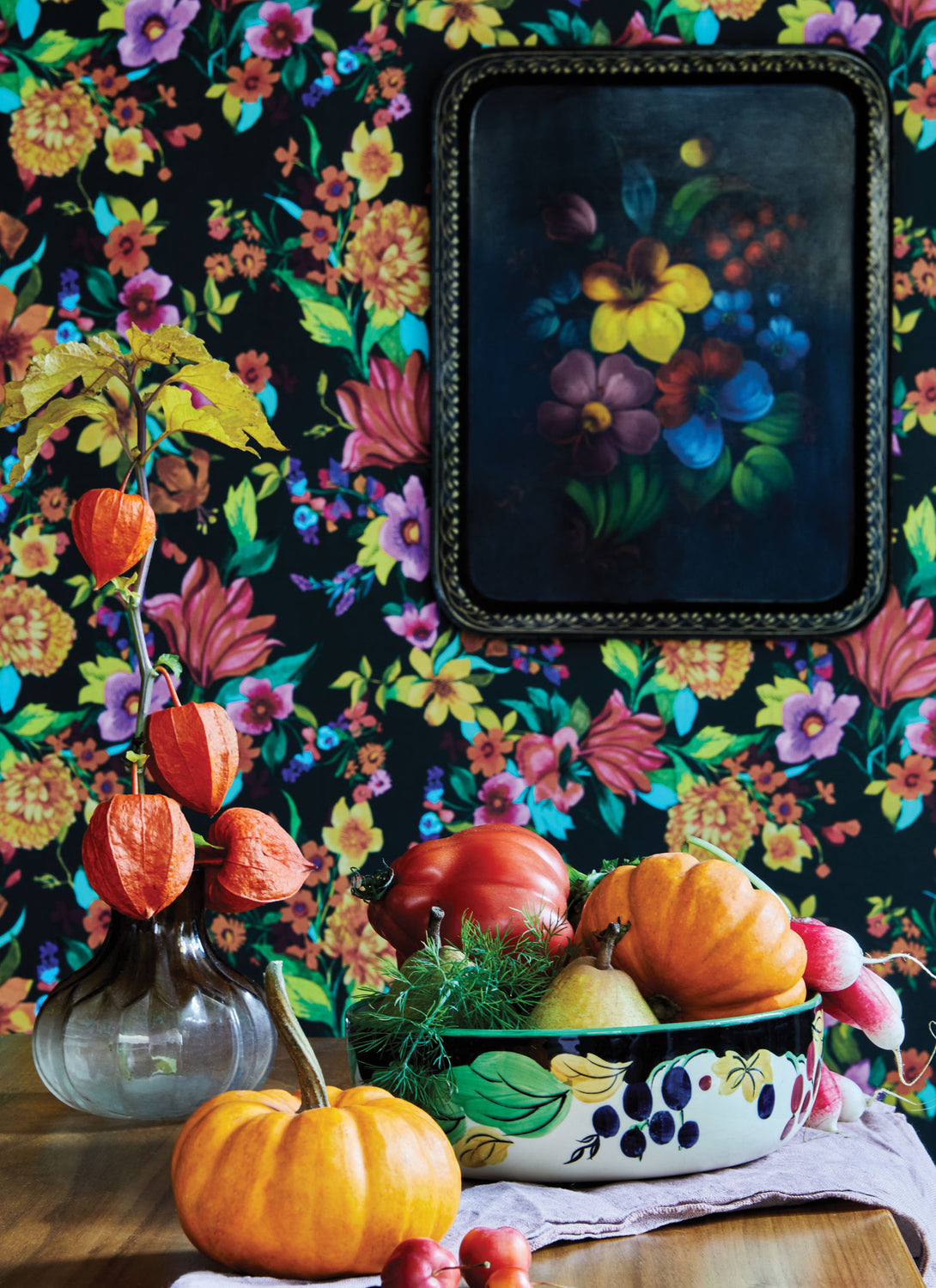 Forest Hill Floral Wallpaper Roll