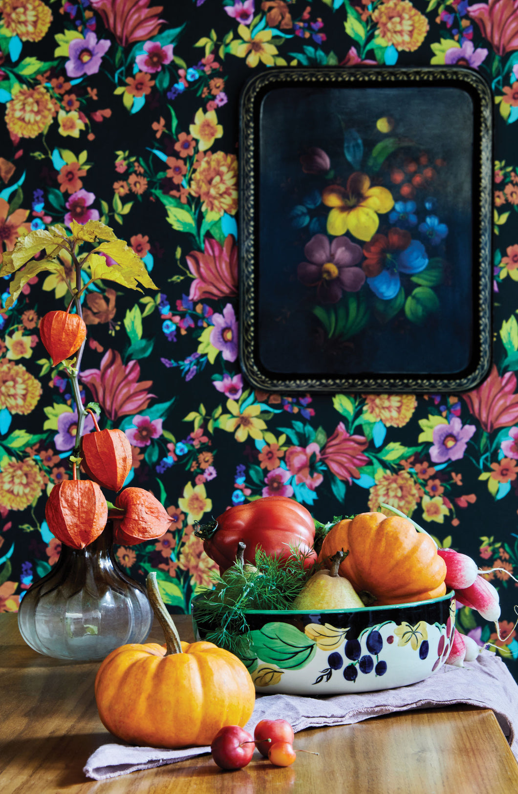 Forest Hill Floral Wallpaper Roll